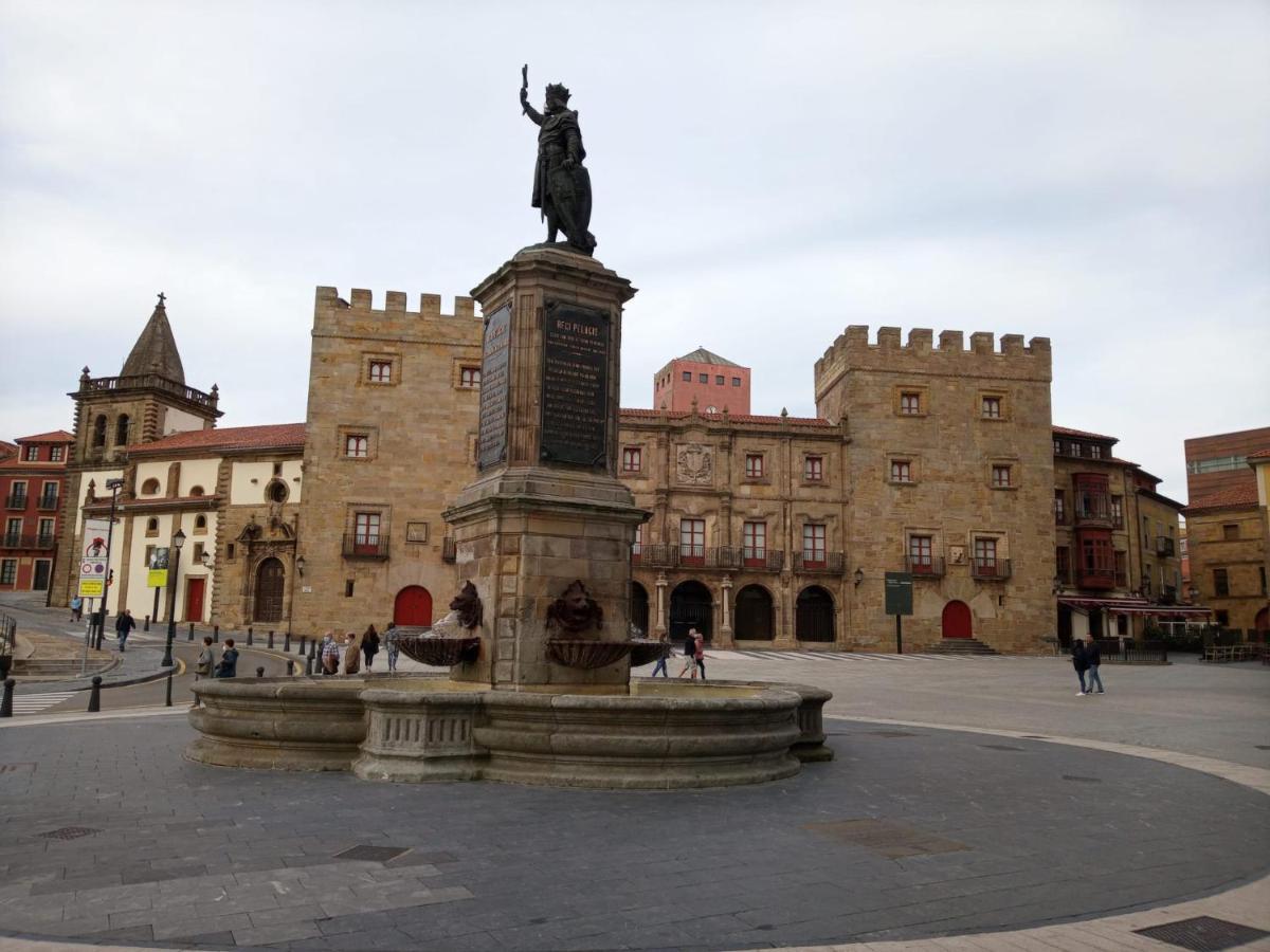 Les Casetes De San Lorenzo Gijon Exterior photo